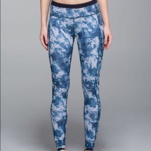 Lululemon Silver Fox Speed Tight III